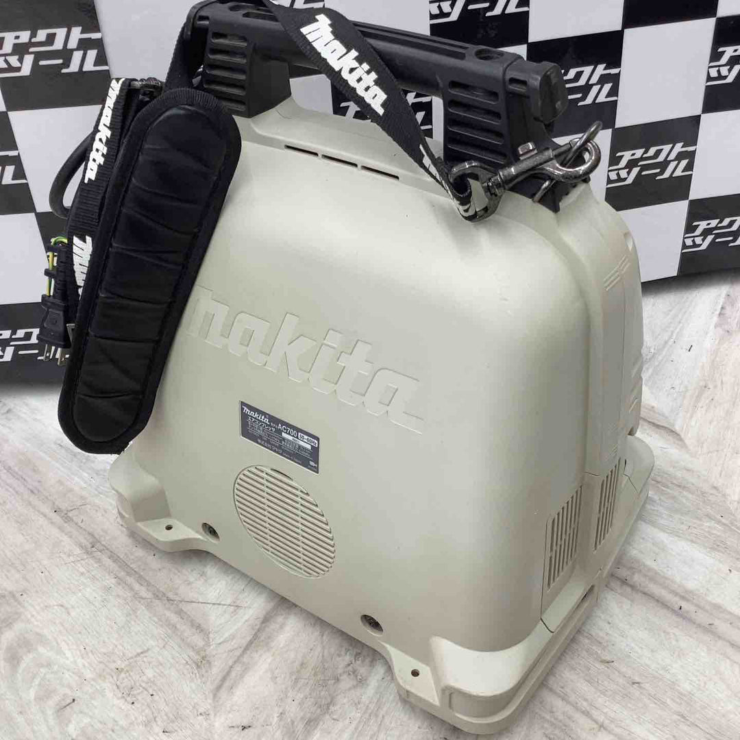マキタ(makita) エアコンプレッサー AC700 製造業 工業ドリル ハンマー 釘打ち機 DIY エアブラシ スプレーガン 【越谷店】