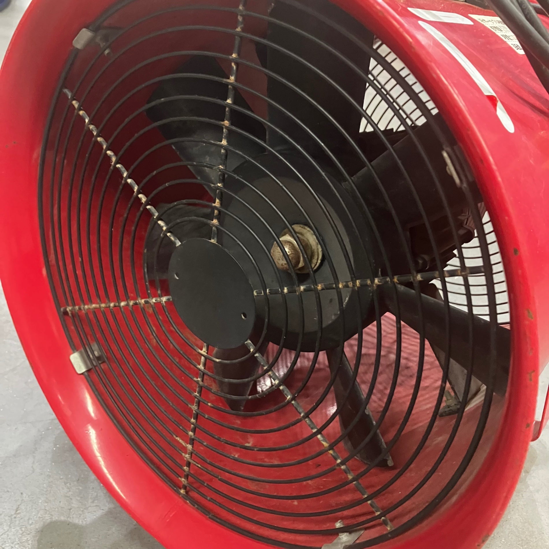 アストロプロダクツ ポータブル送風機 300mm【川口店】 – アクトツール