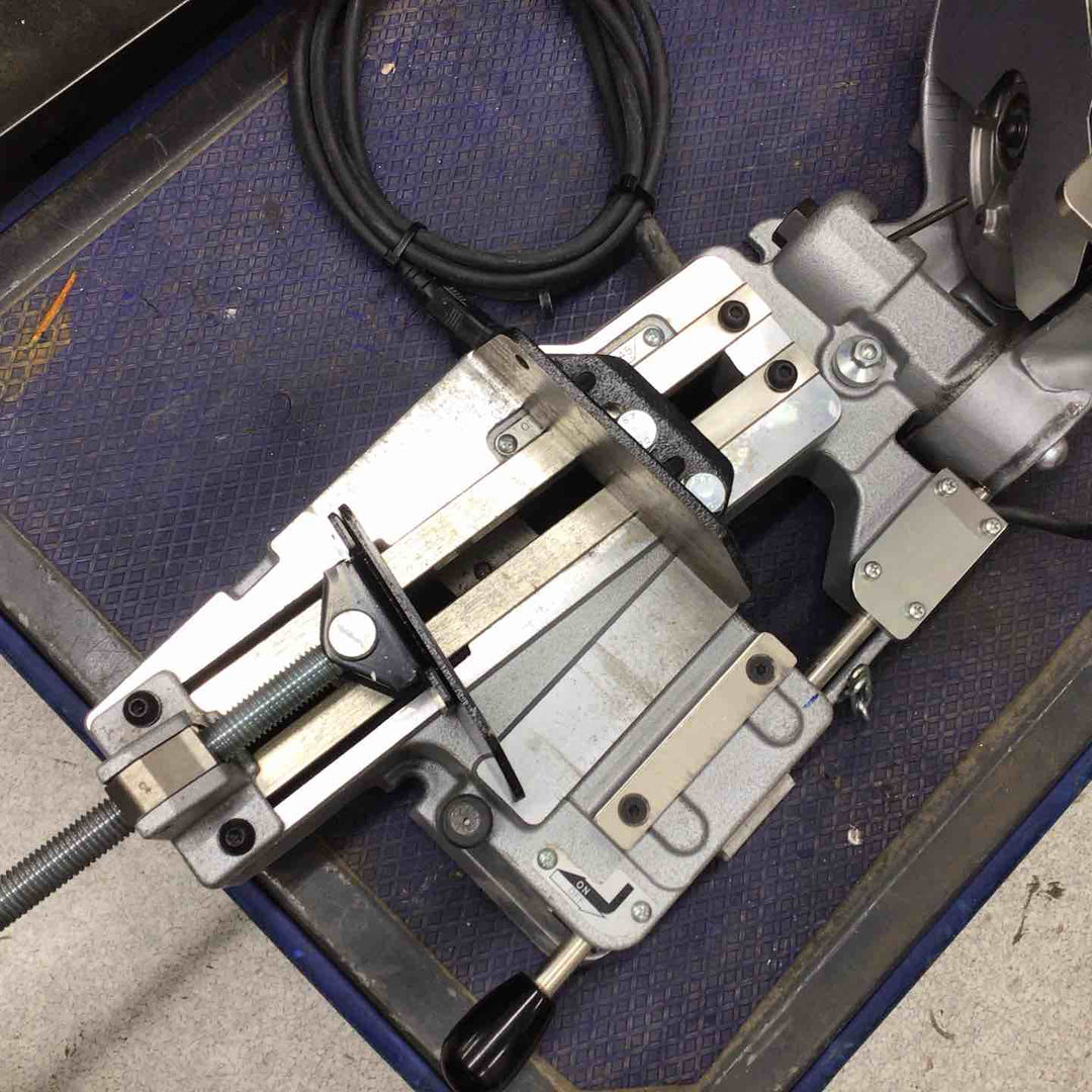 【店頭受取り限定】★新ダイワ(Shindaiwa) バンドソー RB120FV【八潮店】