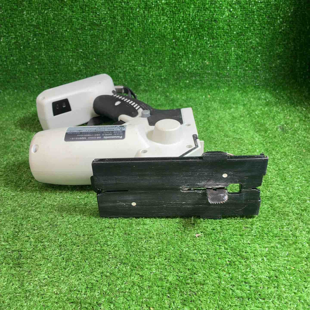 パナソニック(Panasonic) コードレス角穴カッター本体のみ EZ4543X-B【藤沢店】