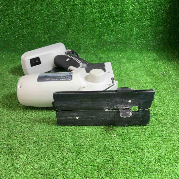 パナソニック(Panasonic) コードレス角穴カッター本体のみ EZ4543X-B【藤沢店】