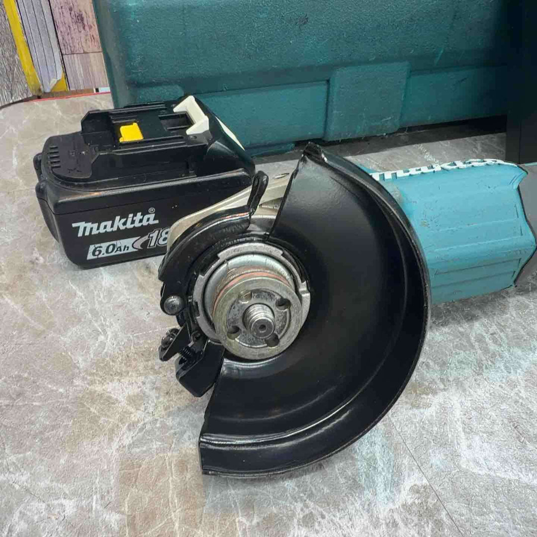 ★マキタ(makita) 100mmコードレスディスクグラインダ GA412DRGX【八潮店】