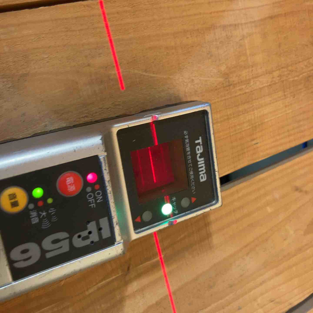 【中古品】タジマ(Tajima) フルラインレーザー墨出し器 GT8ZS-I 矩十字・横全周 GT8ZS-I【所沢店】