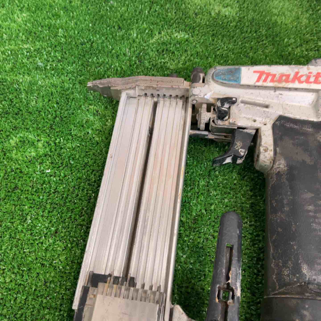 ★マキタ(makita) 常圧フィニッシュネイラ AF502N【草加店】