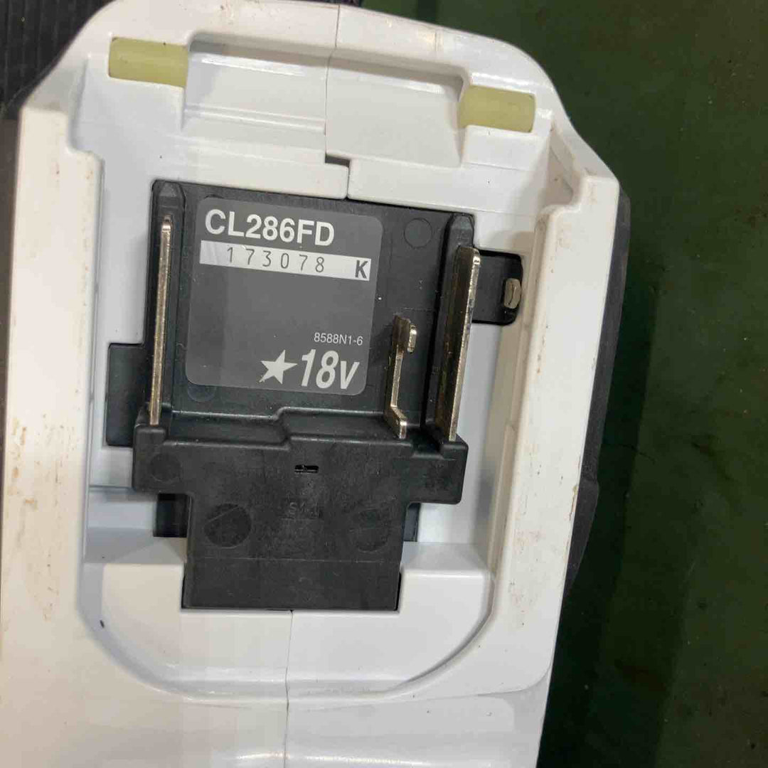 ★マキタ(makita) 18V コードレスクリーナー CL286FDZW 本体のみ【戸田店】