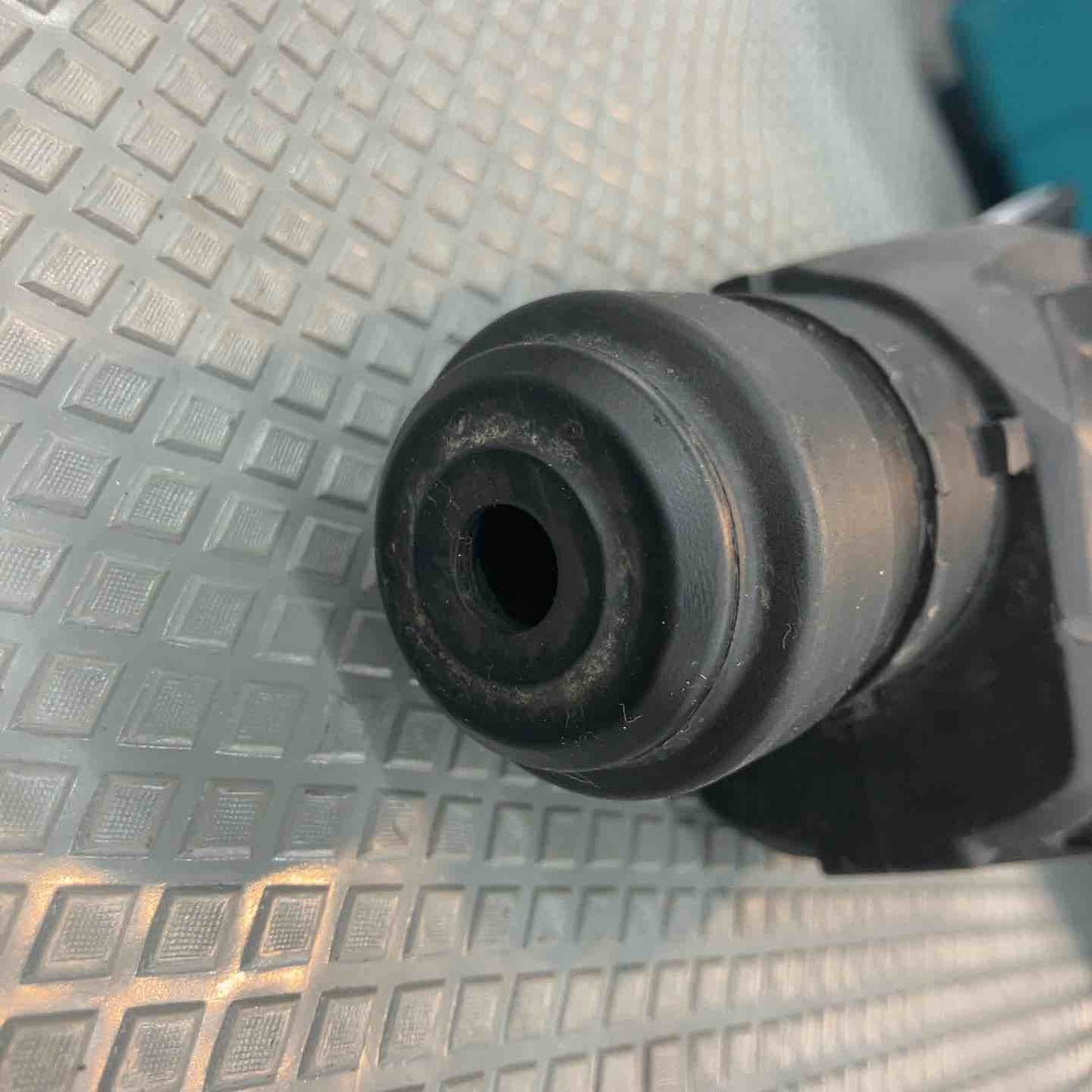 【中古品】マキタ(makita) 18mmコードレスハンマドリル HR182DZKV【所沢店】