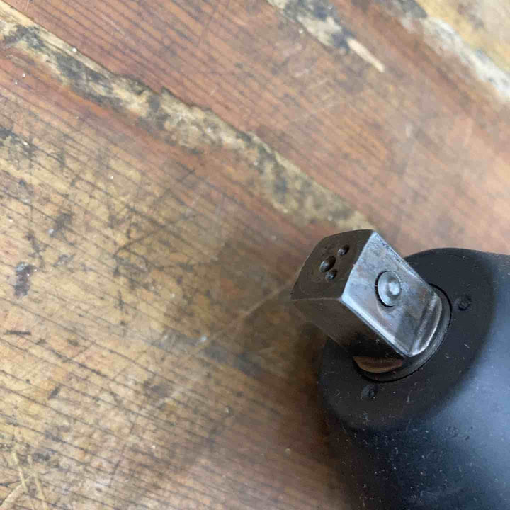 ◇HILTI ヒルティ 充電式インパクトレンチ SIW 22T-A P/3.0Ah コンボ 3561753【柏店】