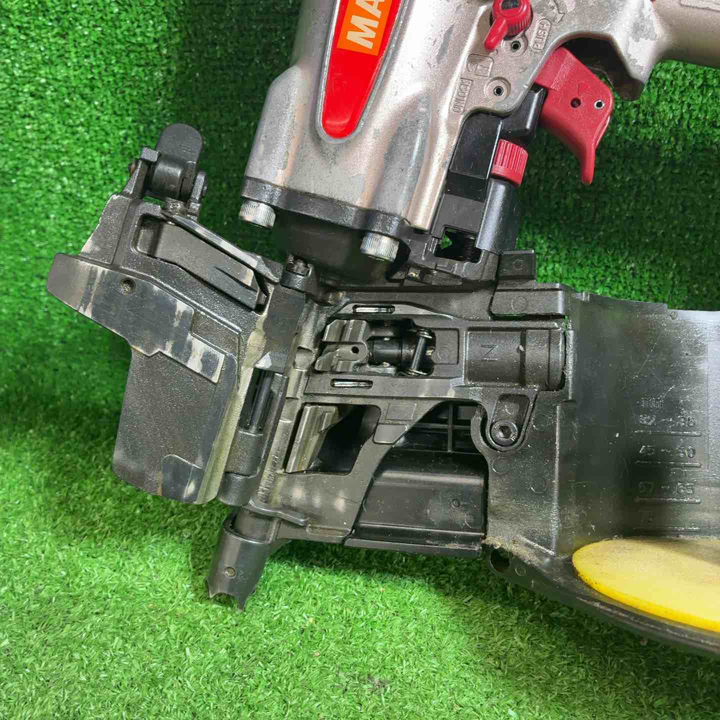 【中古品】 マックス(MAX) 高圧エア釘打ち機 HN-75N1 【藤沢店】 中古品】 マックス(MAX) 高圧エア釘打ち機 HN-75N1 【藤沢店