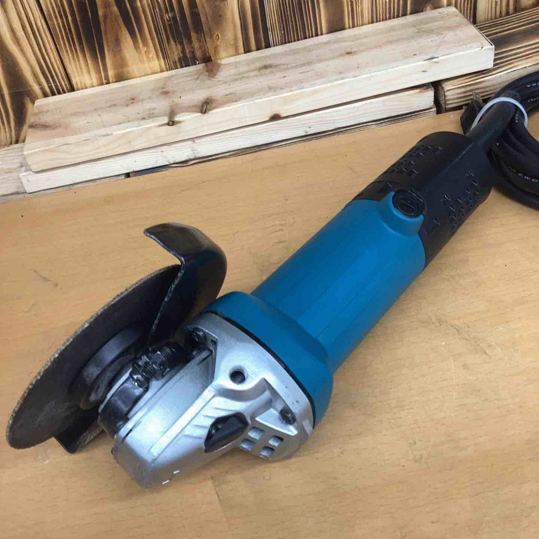 ☆マキタ(makita) 125mm ディスクグラインダ 9535B【越谷店】