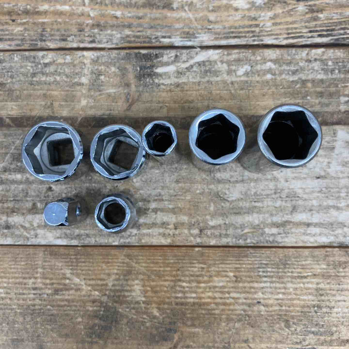 【中古品】 マックツール(MAC TOOLS) ソケットまとめ 変換アダプタ付属A812 XD6-14MMRなど 3/8インチ 7個セット 【東大和店】