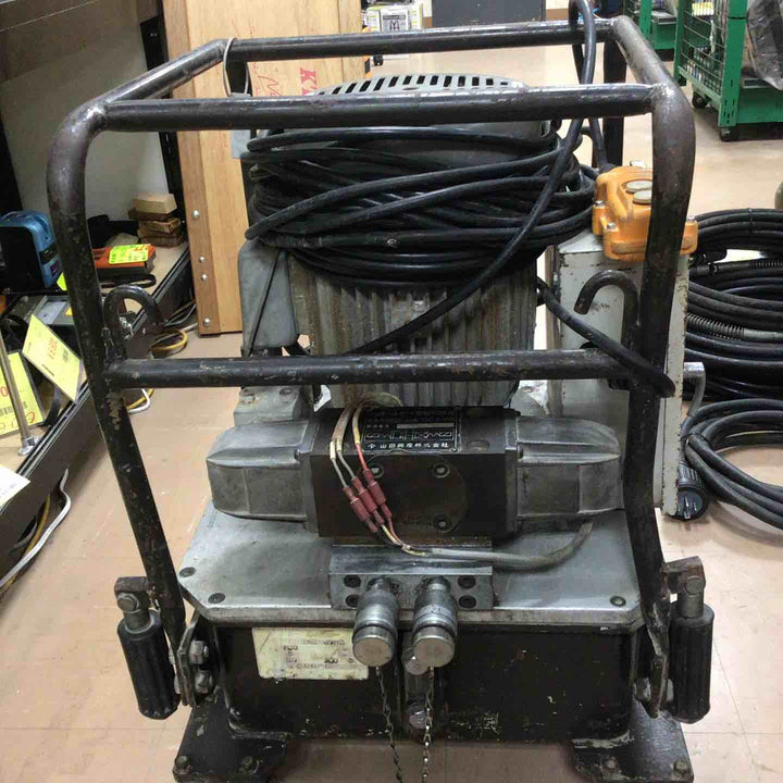 【店頭受取り限定】ロッキーマスター ハンドウォールクラッシャー RM-37H2【草加店】