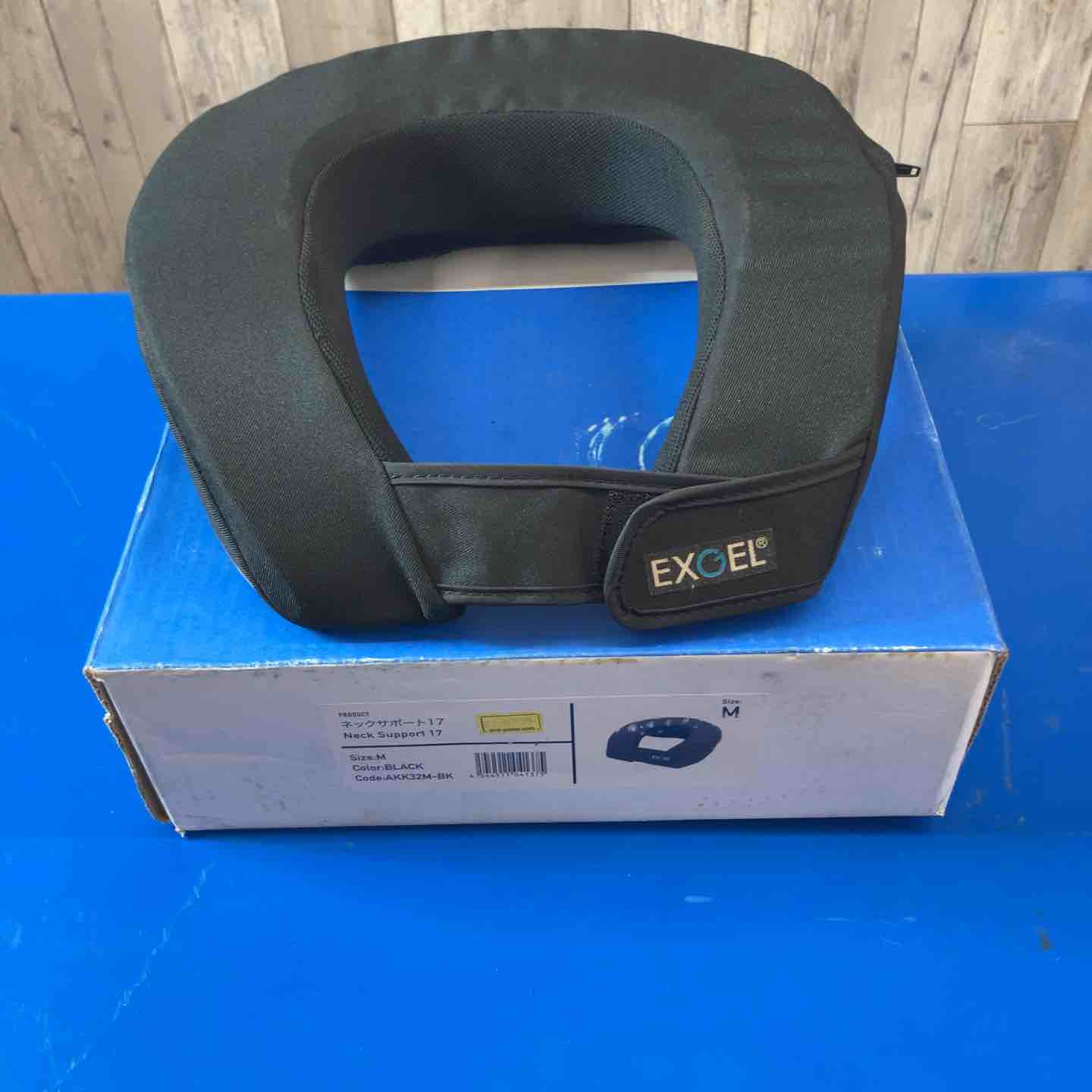 【未使用(店頭展示品)】 EXGEL ネックサポート17 サイズM AKK32M-BK 【東大和店】 未使用(店頭展示品)】 EXGEL ネックサポート17 サイズM AKK32M-BK