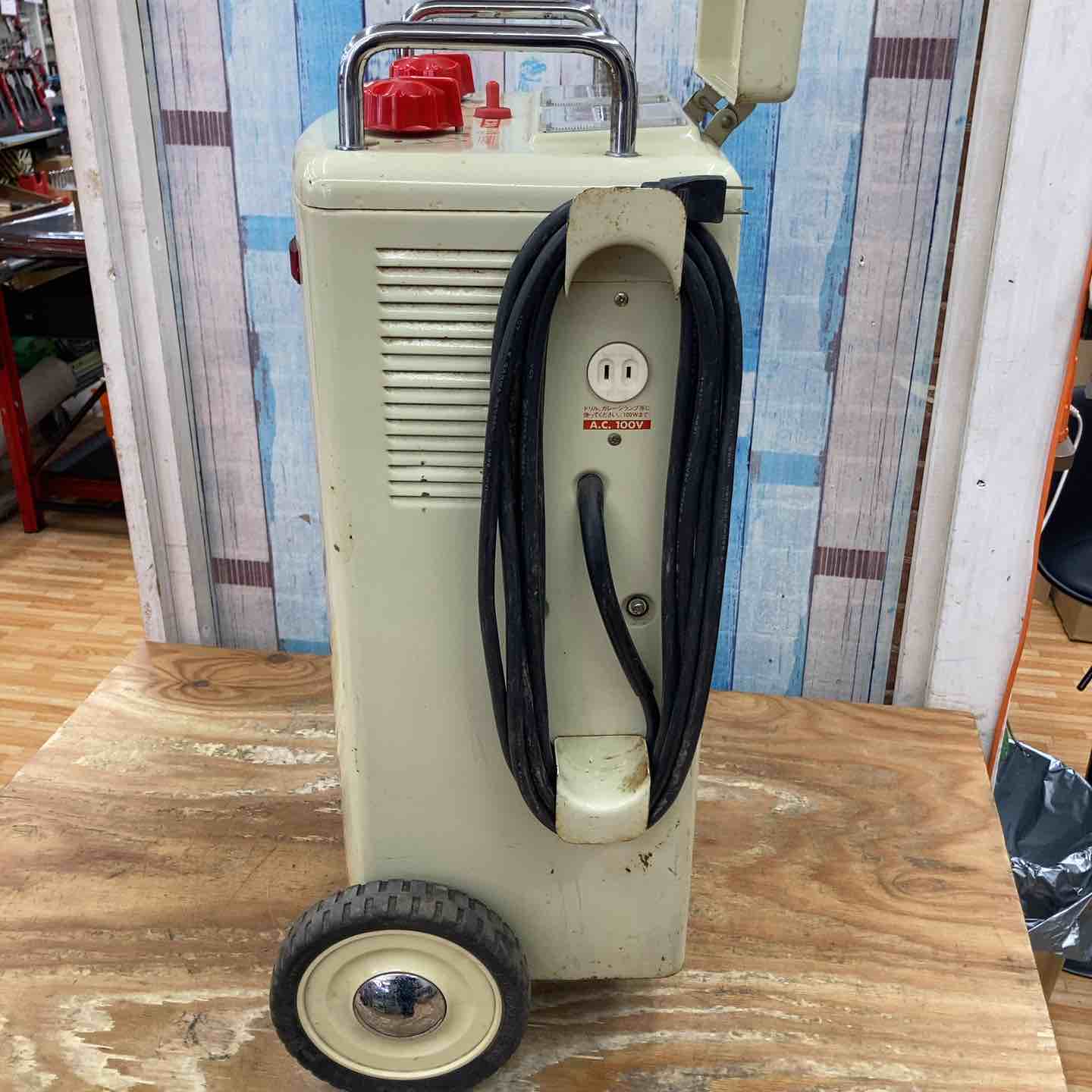 引き取り限定 ￼バッテリーチャージャー シリコン式急速バッテリー デンゲン 引き取り限定 ￼バッテリーチャージャー シリコン式急速