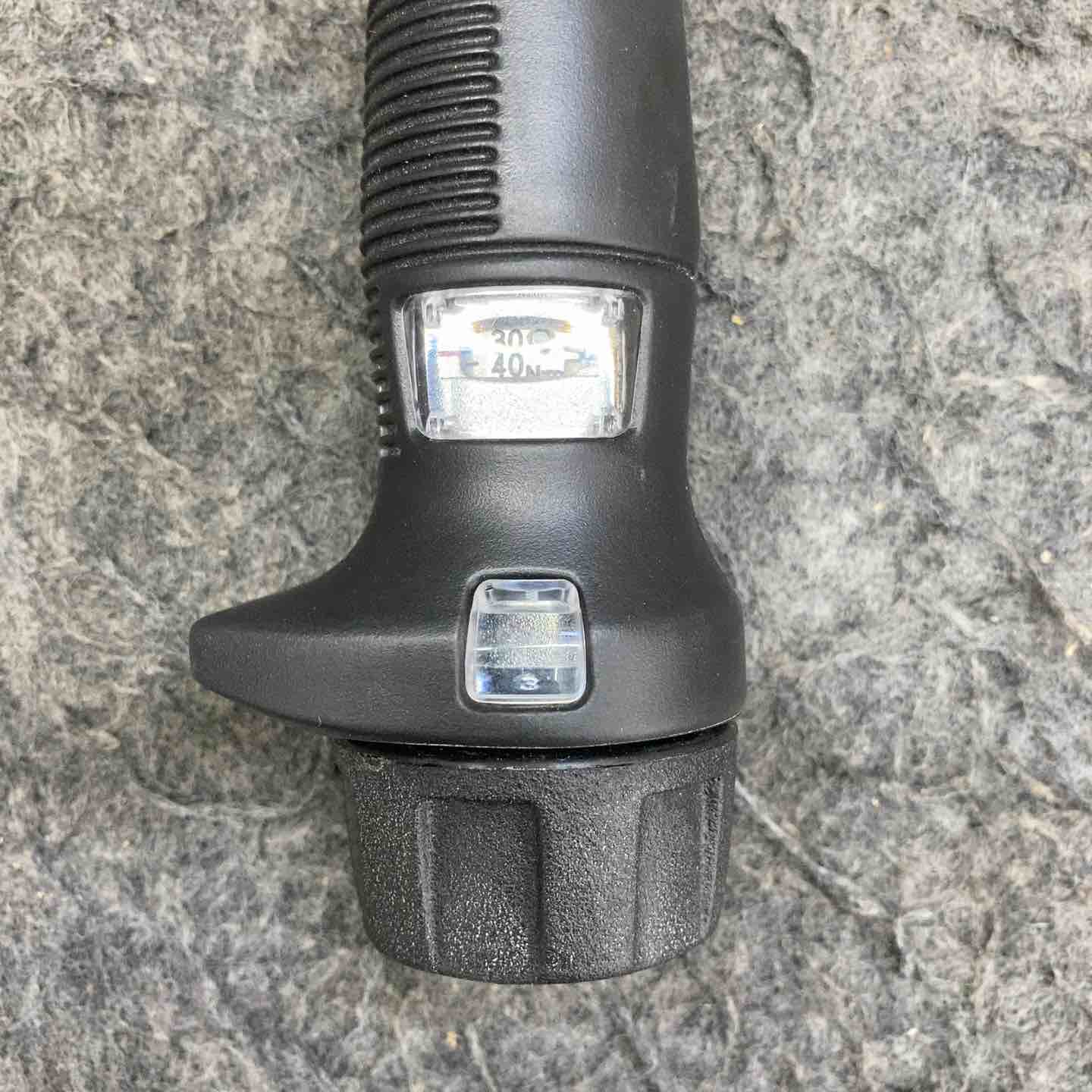 【現状品】 東日/TOHNICHI プレセット形トルクレンチ 30-140N・m CL140NX15D 【鴻巣店】 現状品】 東日/TOHNICHI プレセット形トルクレンチ 30-140N・m