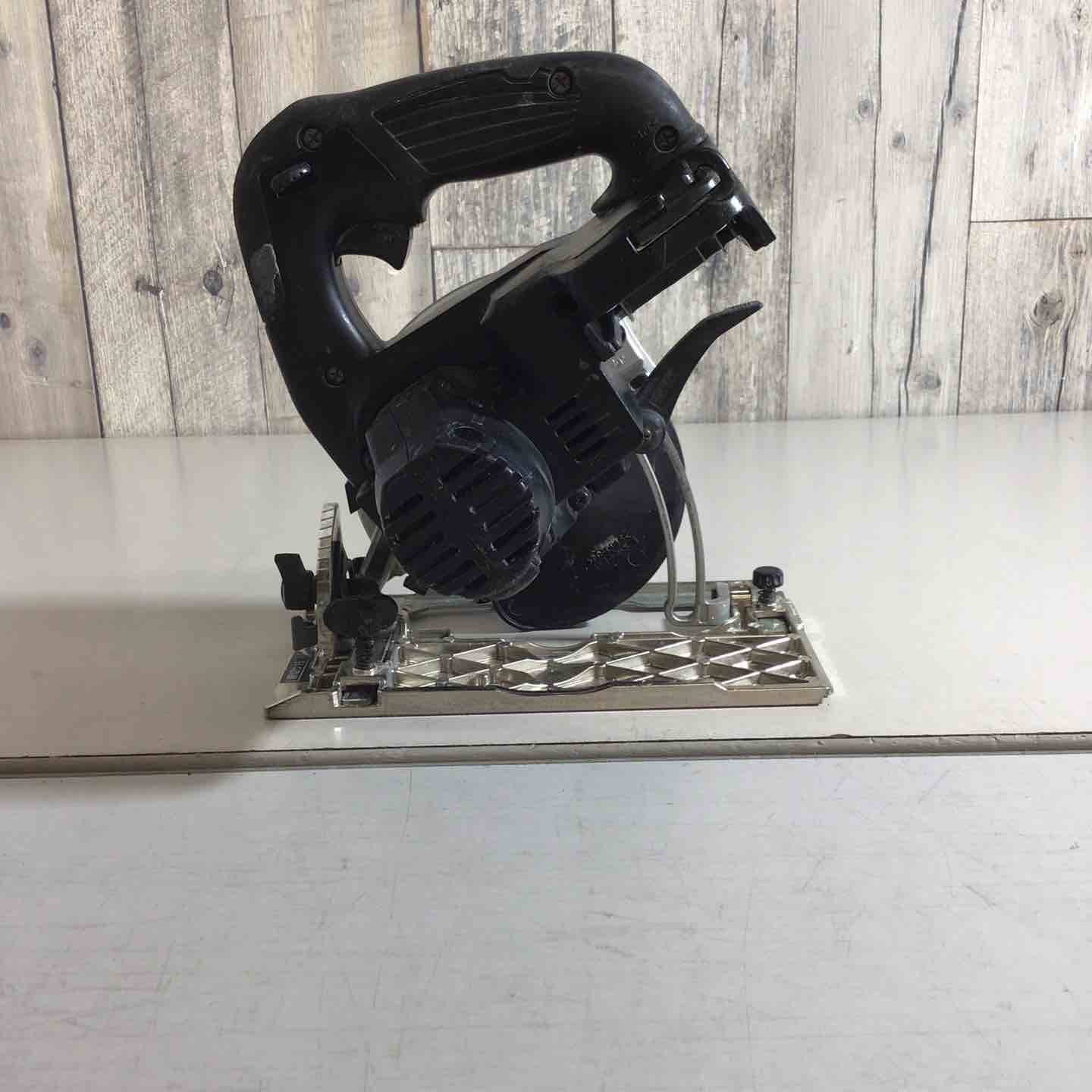 ▲マキタコードレス丸ノコHS471DZB▲ マキタ(makita) HS471DZSB 充電式マルノコ 18V 送料無料【解説シリーズ