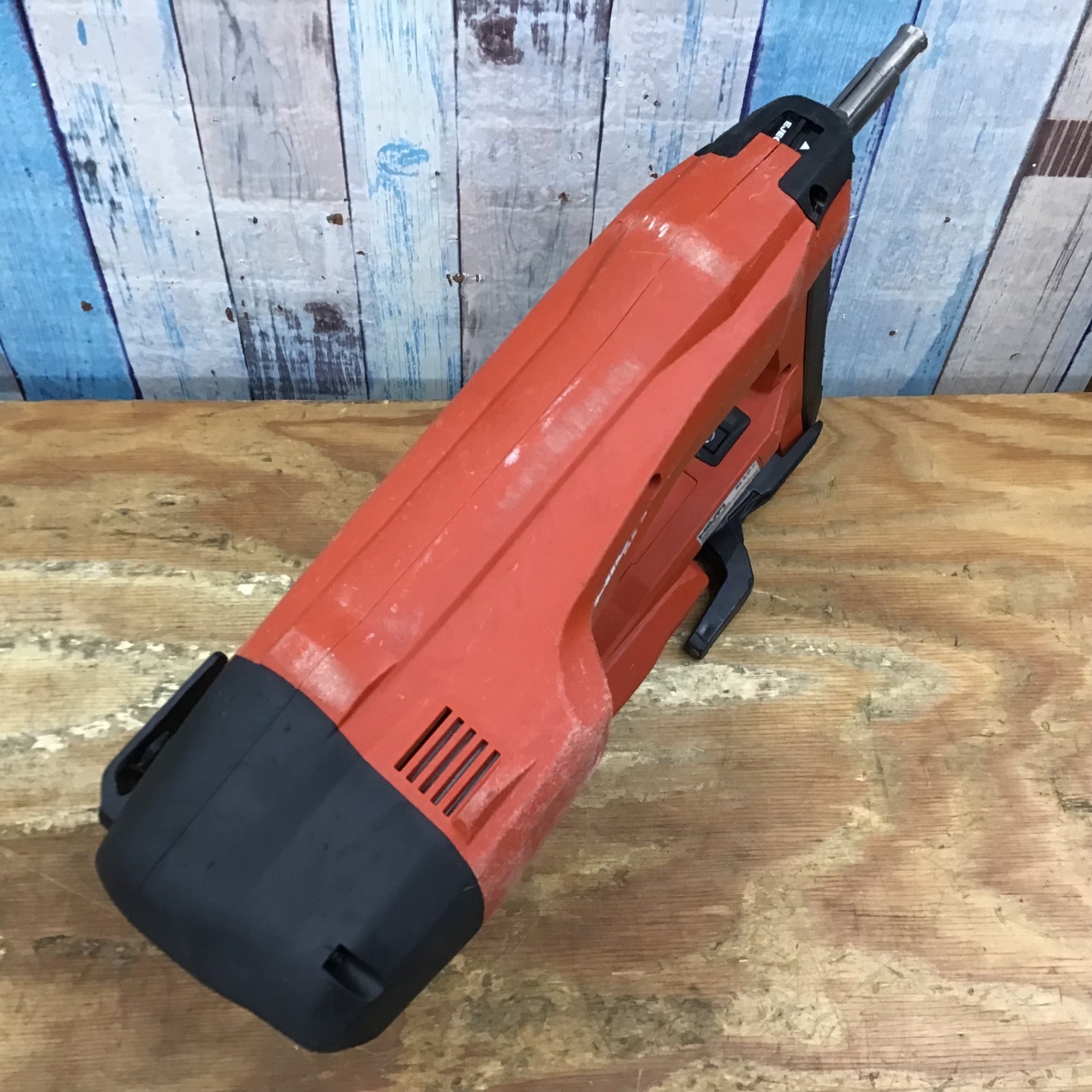 ☆ヒルティ(Hilti) コードレスコンクリートネイラー BX3-IF 01