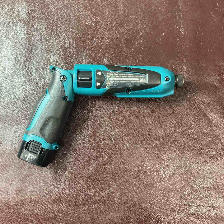 【中古品】 マキタ(makita) コードレスペンインパクトドライバ TD021DSHSP 【東大和店】