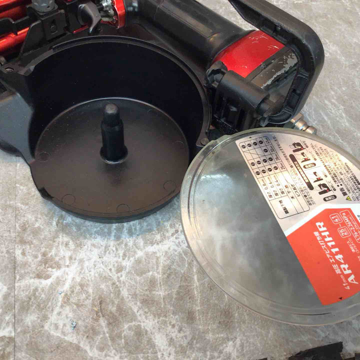 ★マキタ(makita) 高圧エアネジ打ち機 AR411HR【八潮店】
