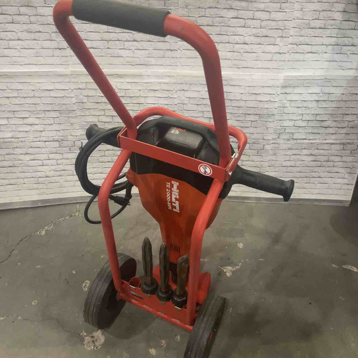【店頭受取り限定】☆ヒルティ(HILTI) 電動ブレーカー TE2000-AVR【川口店】