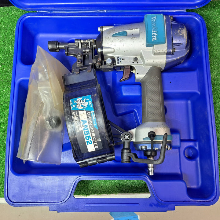☆マキタ(makita) 常圧サイディング エア釘打ち機 AN552【岩槻店】