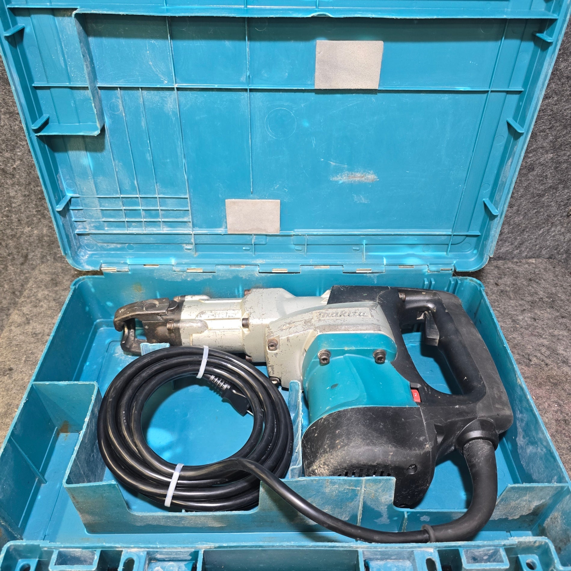 【中古品】マキタ(makita) ハンマドリル HR4030C【桶川店】 中古品】マキタ(makita) ハンマドリル HR4030C【桶川店】 – アクト