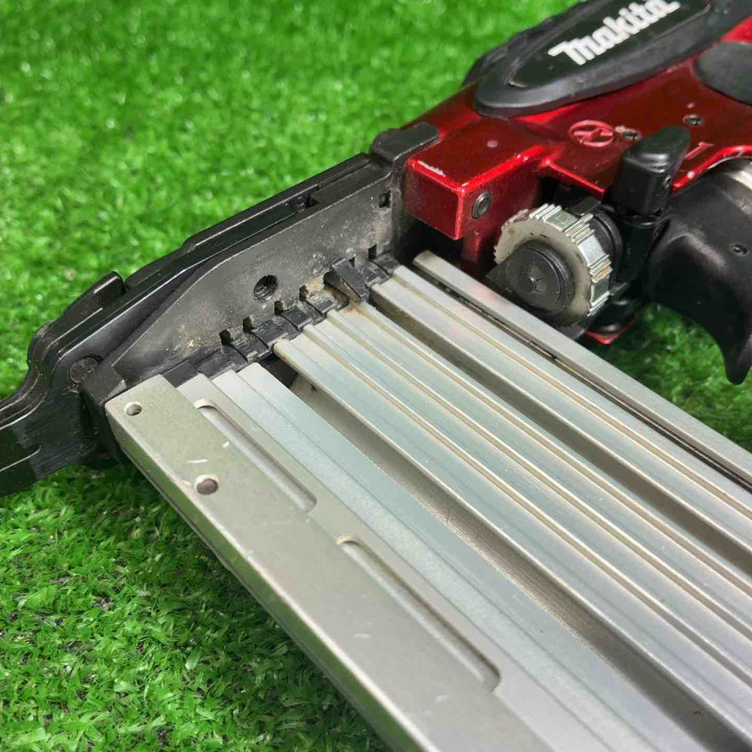 マキタ(makita) 高圧ピンネイラ AF501HP【藤沢店】