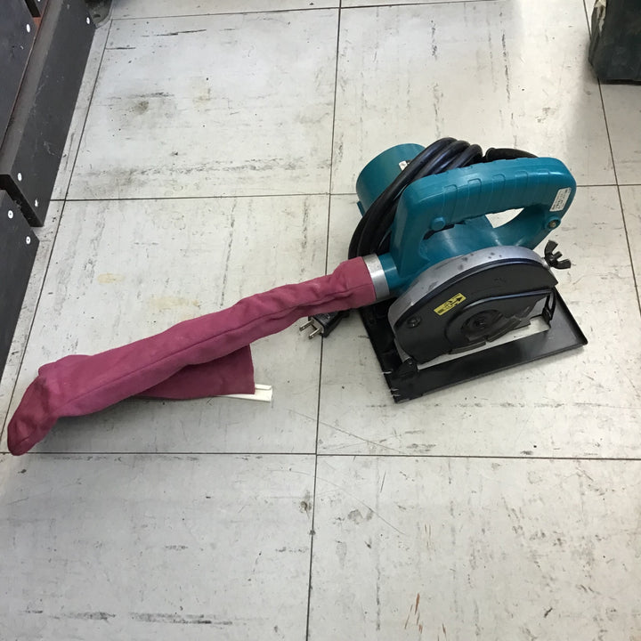 【中古品】 マキタ/ｍakita 防じんカッタ 125mm・4105KC 【鴻巣店】
