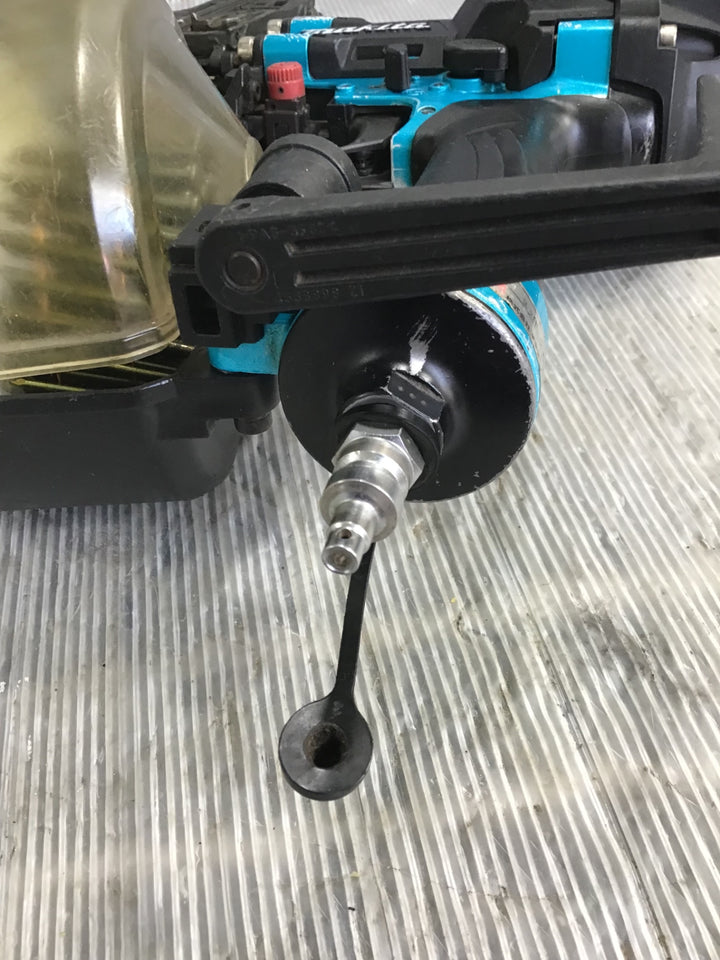 ★マキタ(makita) 高圧エア釘打ち機 AN636HM【草加店】