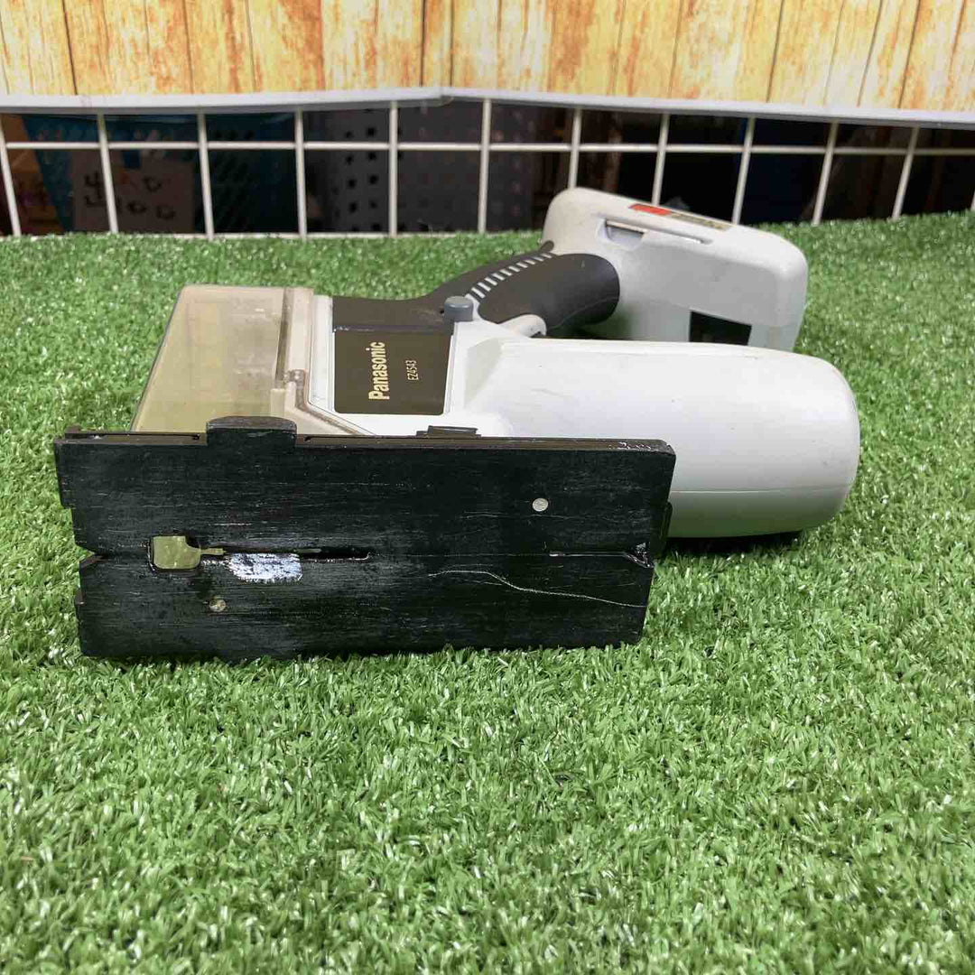 パナソニック(Panasonic) コードレス角穴カッター EZ4543LS2S-B【川崎店】