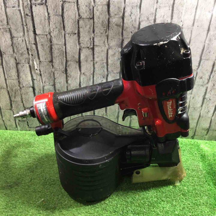 ★マキタ(makita) 高圧エア釘打ち機 AN911H【川口店】