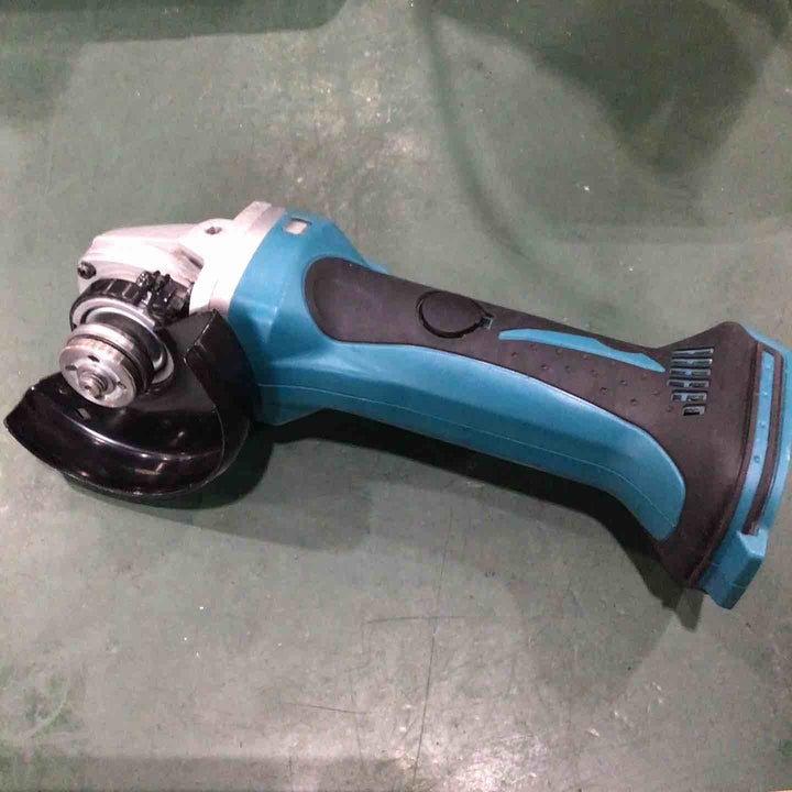 ☆マキタ(makita) コードレスディスクグラインダ GA402DZ【川口店】