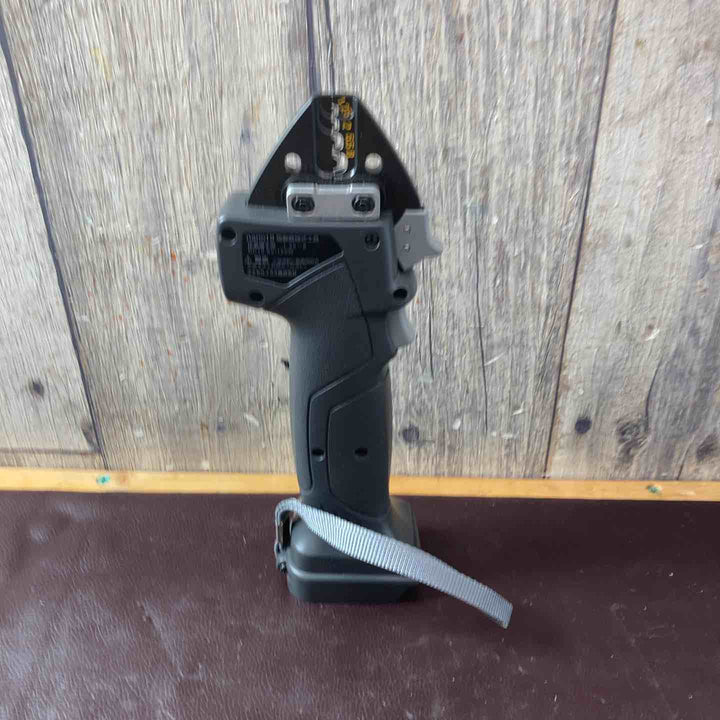 【中古美品】 泉精器(IZUMI) コードレス圧着機 nano18 バッテリー・充電器・ケース付【東大和店】
