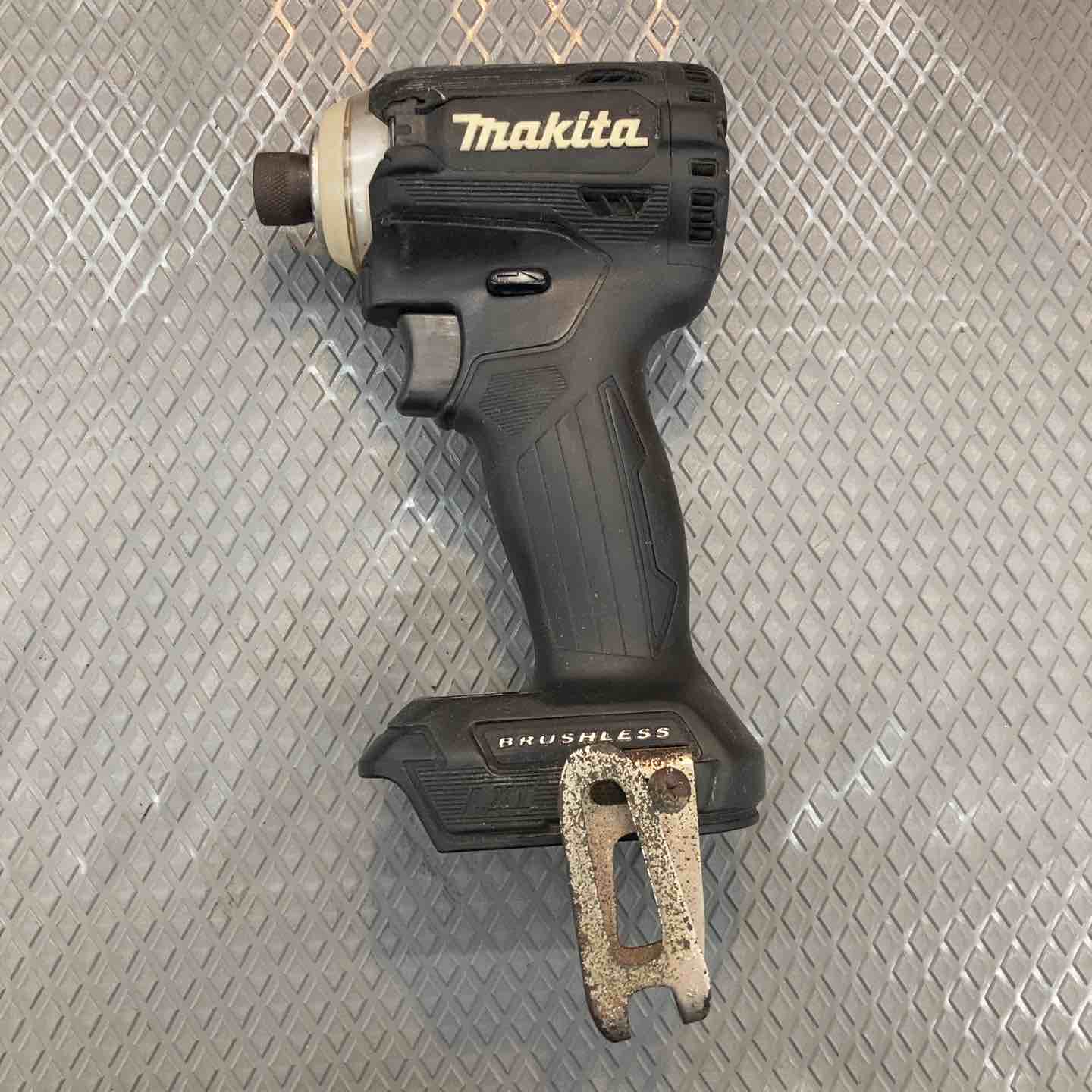 中古品】マキタ(makita) コードレスインパクトドライバー TD161DRGXB