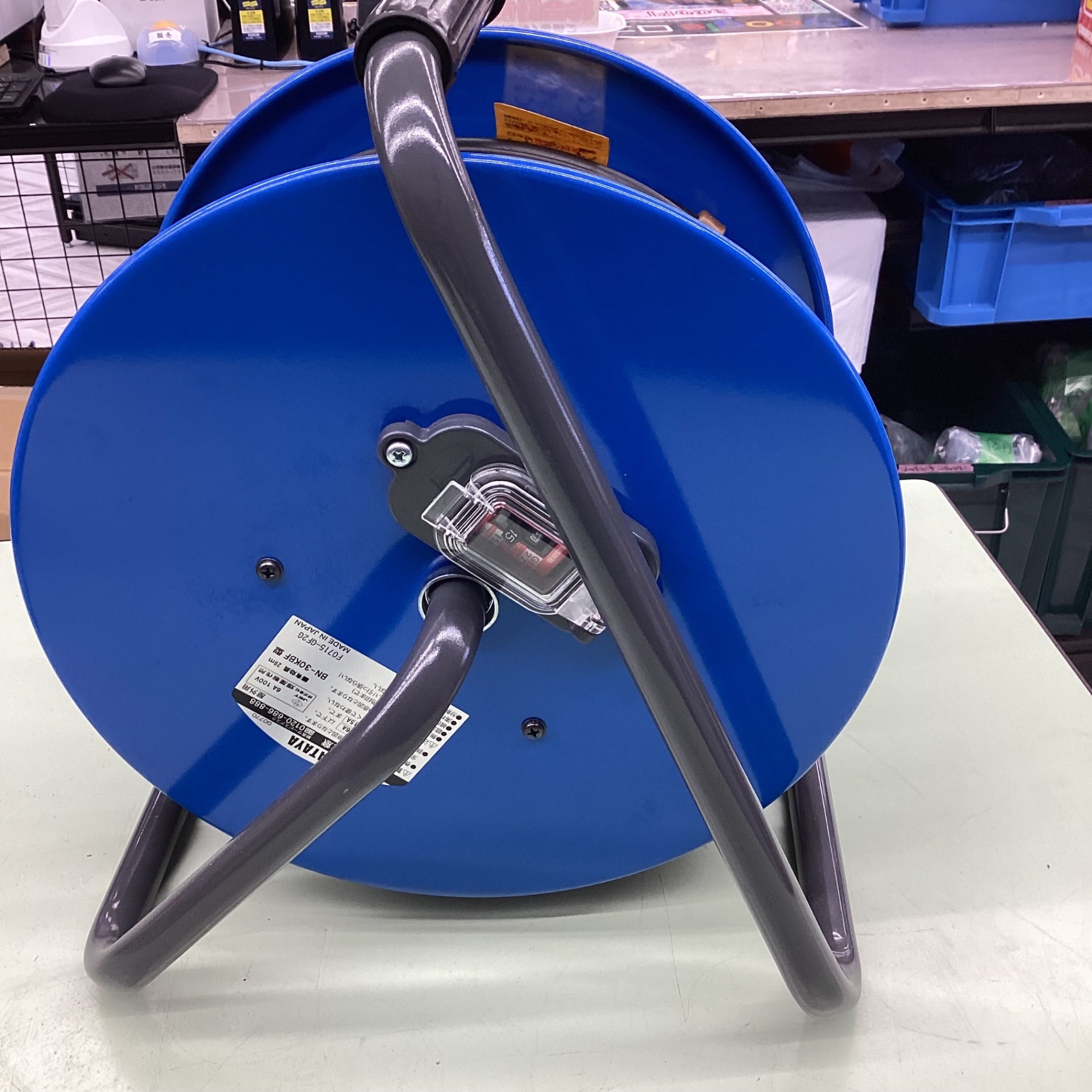 ○ハタヤ(HATAYA) 業務用戦力リール BN-30KBF コードリール 屋外用