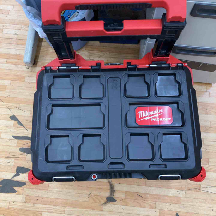 ◇ミルウォーキー(Milwaukee) PACKOUT Milwaukee キャリー式ツールボックス48-22-8427【柏店】