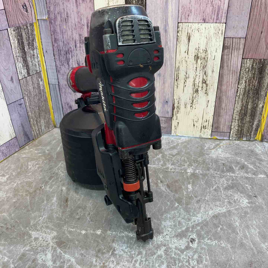 ★マキタ(makita) 高圧エア釘打ち機 AN930H【八潮店】