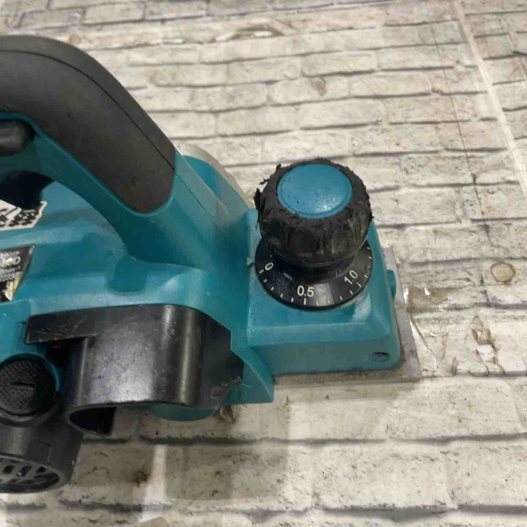 ★マキタ(makita) コードレスカンナ KP180DZ【川口店】