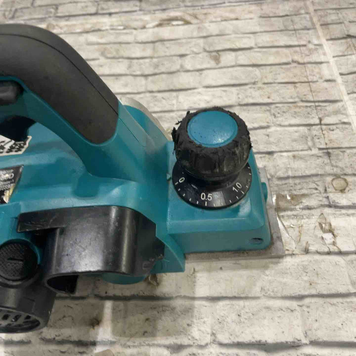 ★マキタ(makita) コードレスカンナ KP180DZ【川口店】