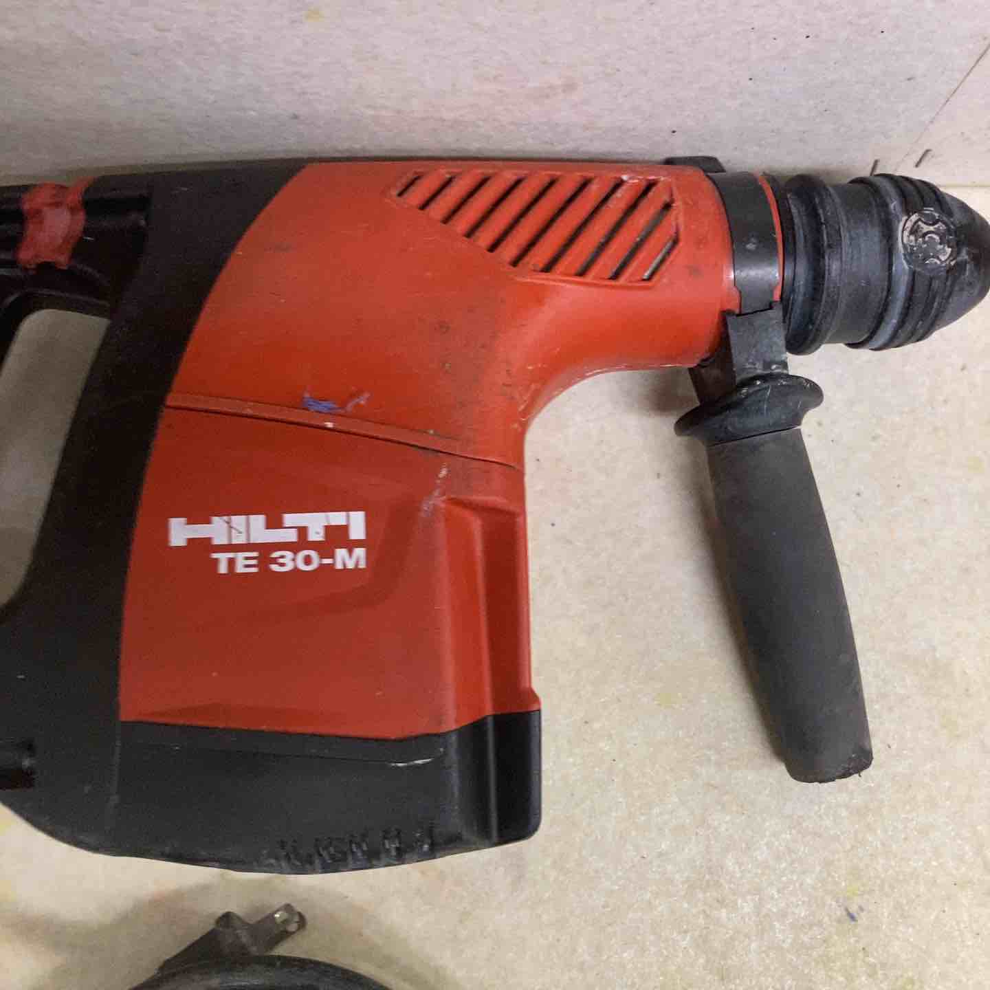 ☆ヒルティ(HILTI) ハンマドリル TE30-M-AVR【町田店】 ☆ヒルティ(HILTI) ハンマドリル TE30-M-AVR【町田店】 – アクトツール