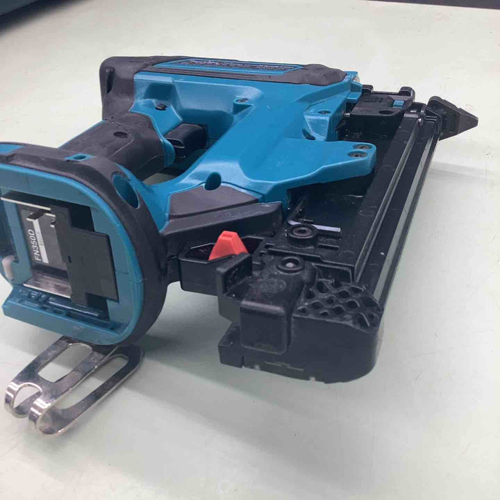 ◇マキタ 充電式35mm面木釘打ち機 FN350DZ【越谷店】