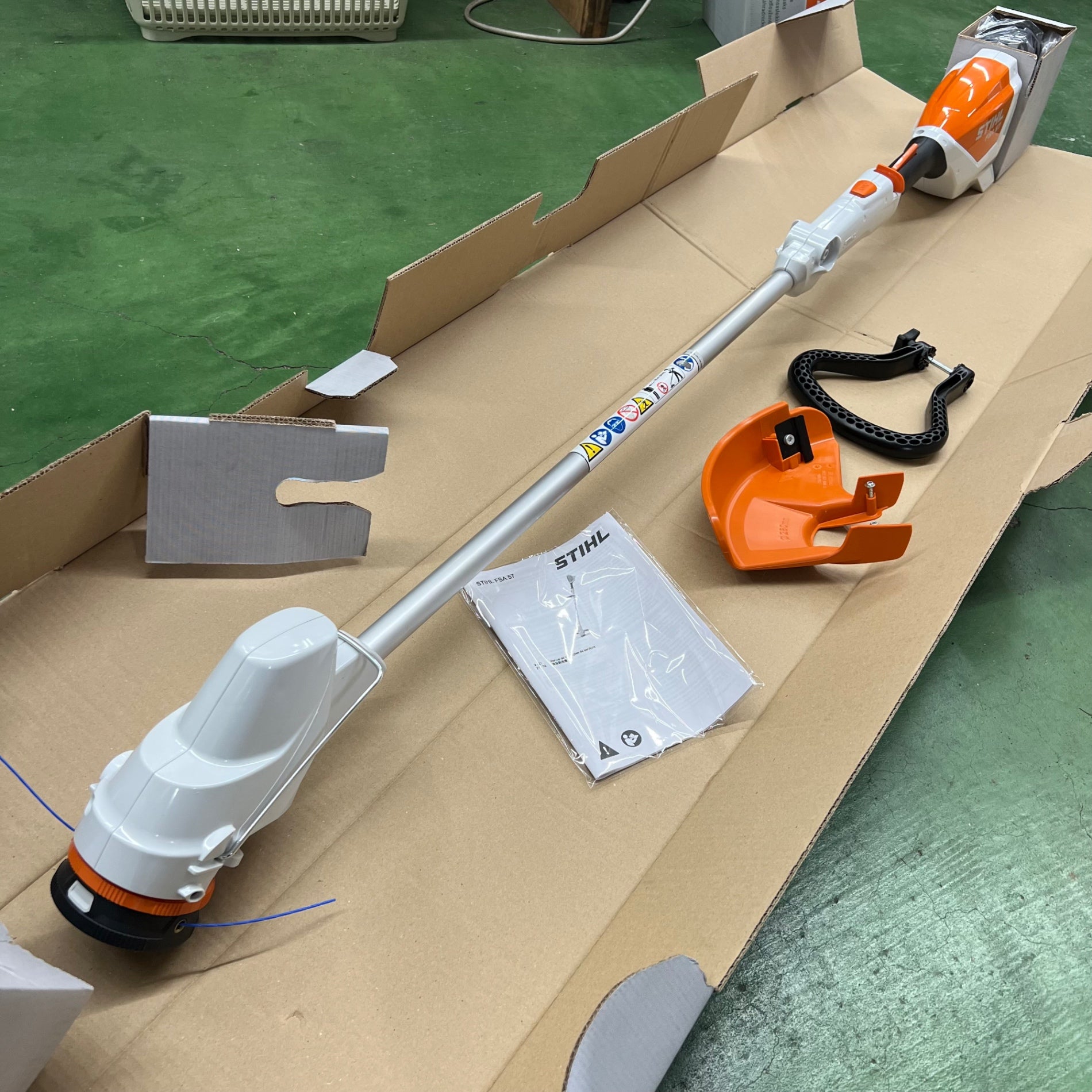 STIHL/スチール バッテリー 刈払機 草刈機 FSA57【桶川店】 – アクトツールオンラインショップ