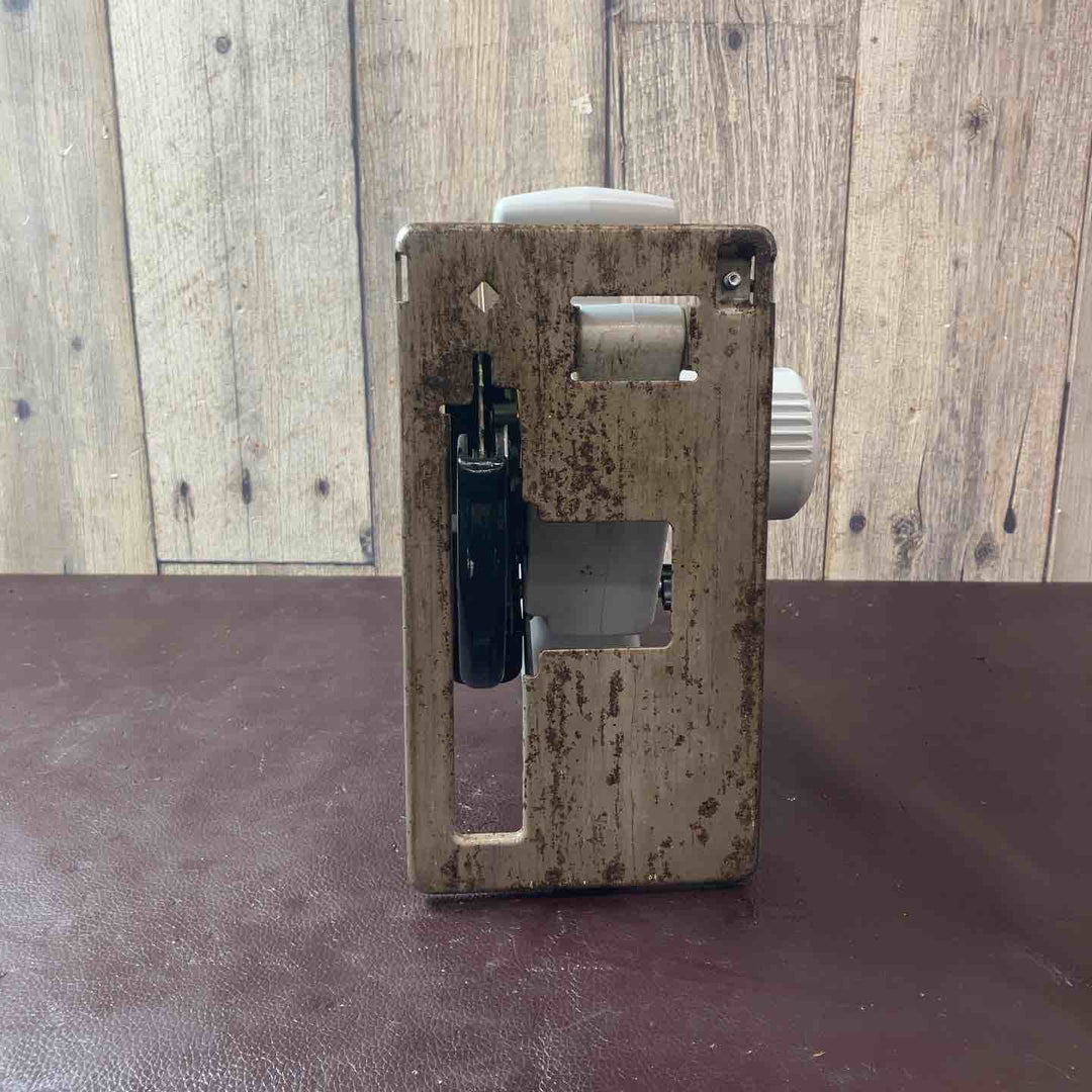 【中古品】 パナソニック(Panasonic) コードレスチップソーカッター EZ4542 バッテリー1個、充電器付属 【東大和店】