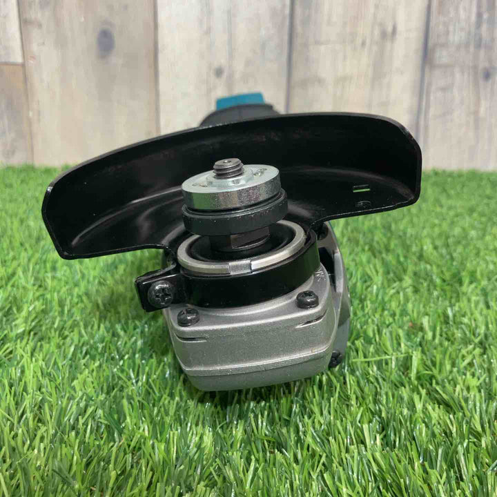☆マキタ(makita)14.4V3.0Ah 100mmコードレスディスクグラインダー GA400DZ 本体のみ【戸田店】