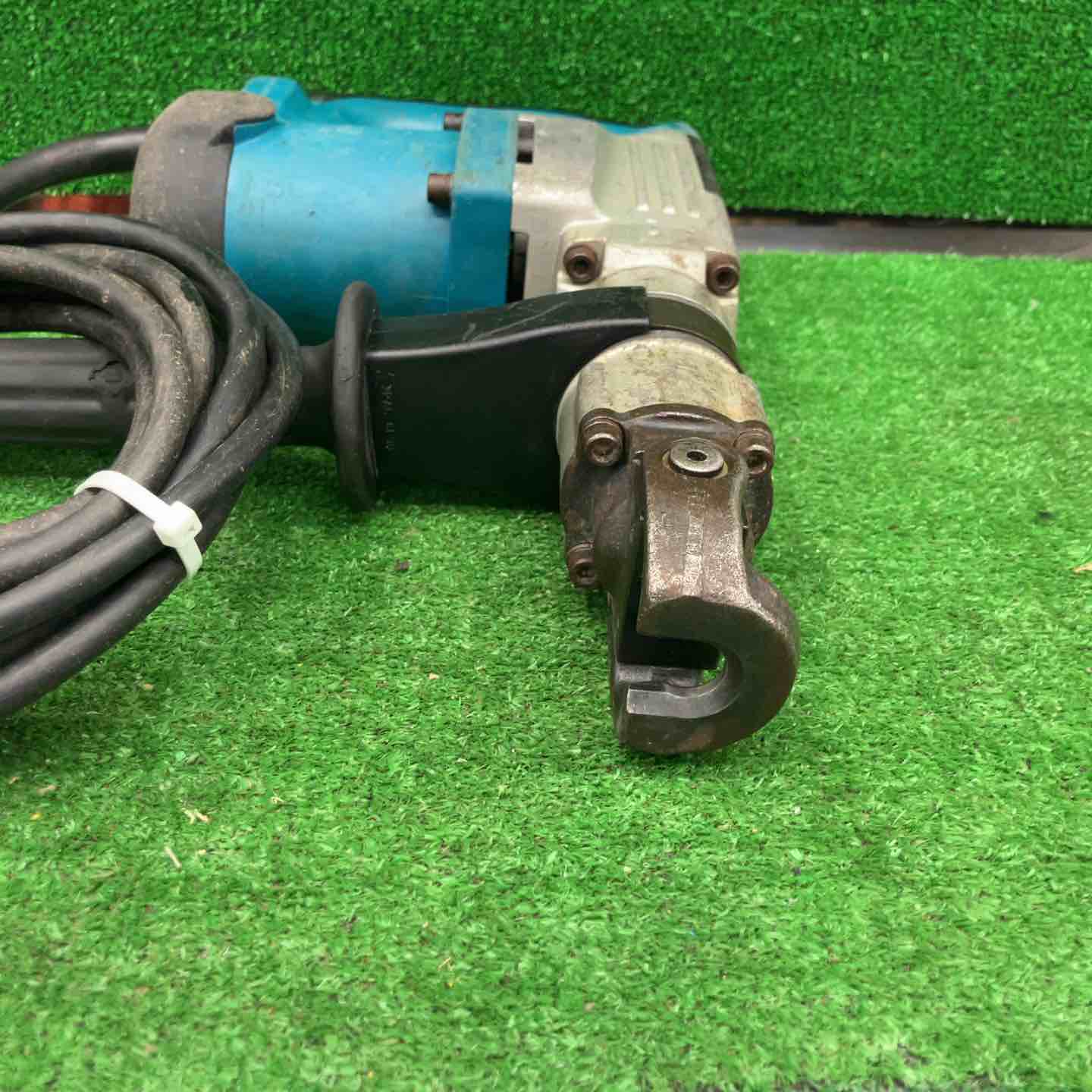【中古品】 マキタ/makita 電動ハンマ・HM0830 【桶川店】 中古品】☆マキタ(makita) 電動ハンマ HM0830【桶川店】 – アクト