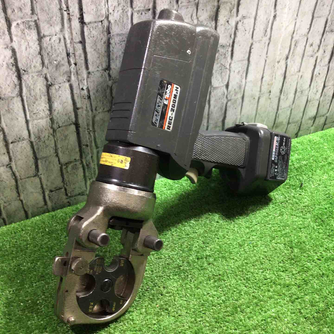 ◇泉精器(IZUMI) コードレス油圧式圧着工具 REC-200M2H【川口店】