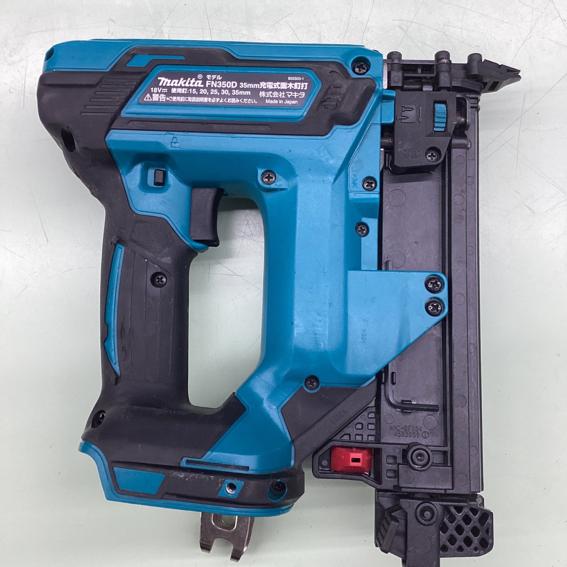 〇マキタ 充電式35mm面木釘打ち機 18V FN350DZ【越谷店】 – アクト