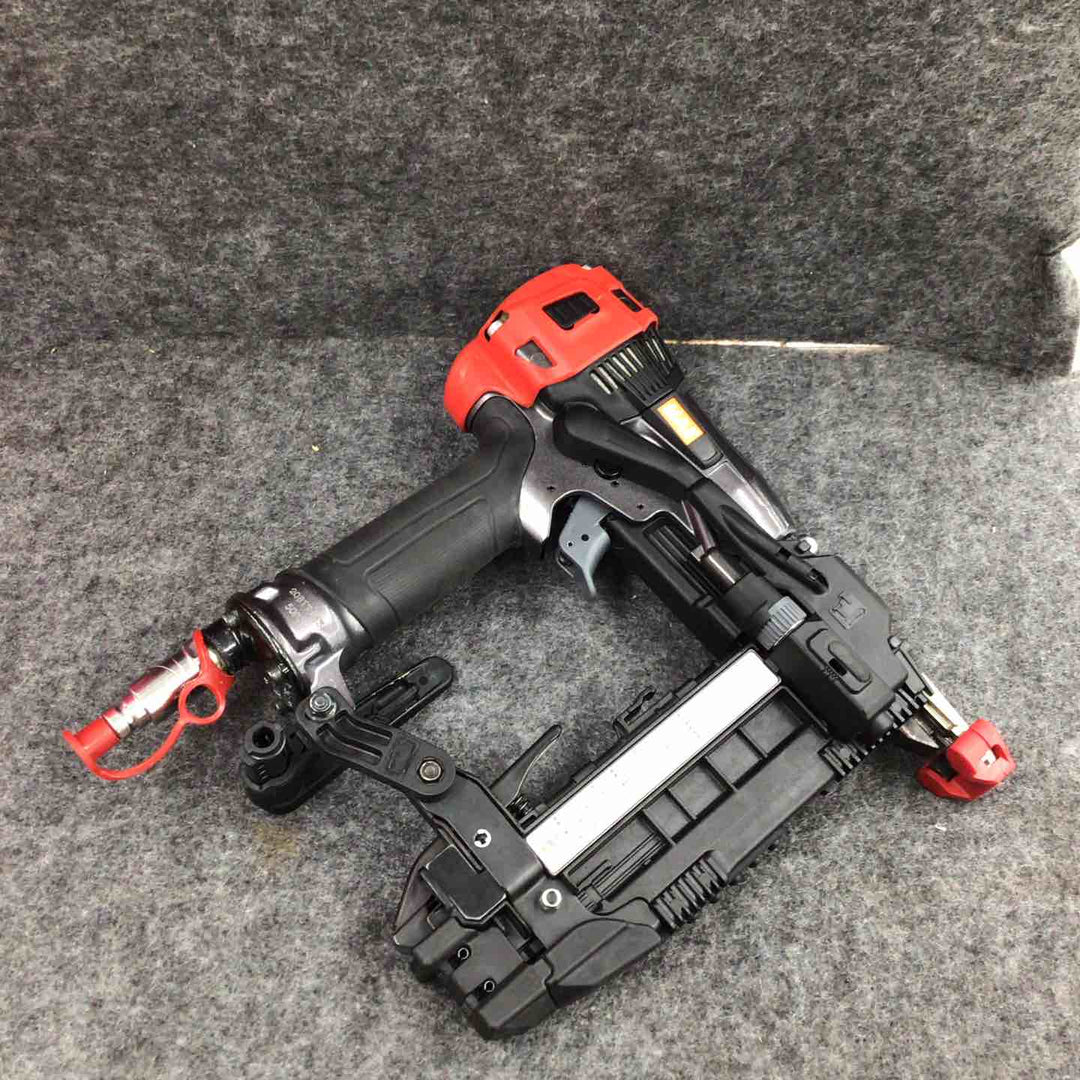 【中古品】 マックス/MAX 高圧フロアタッカ HA-50F3(D) 【鴻巣店】