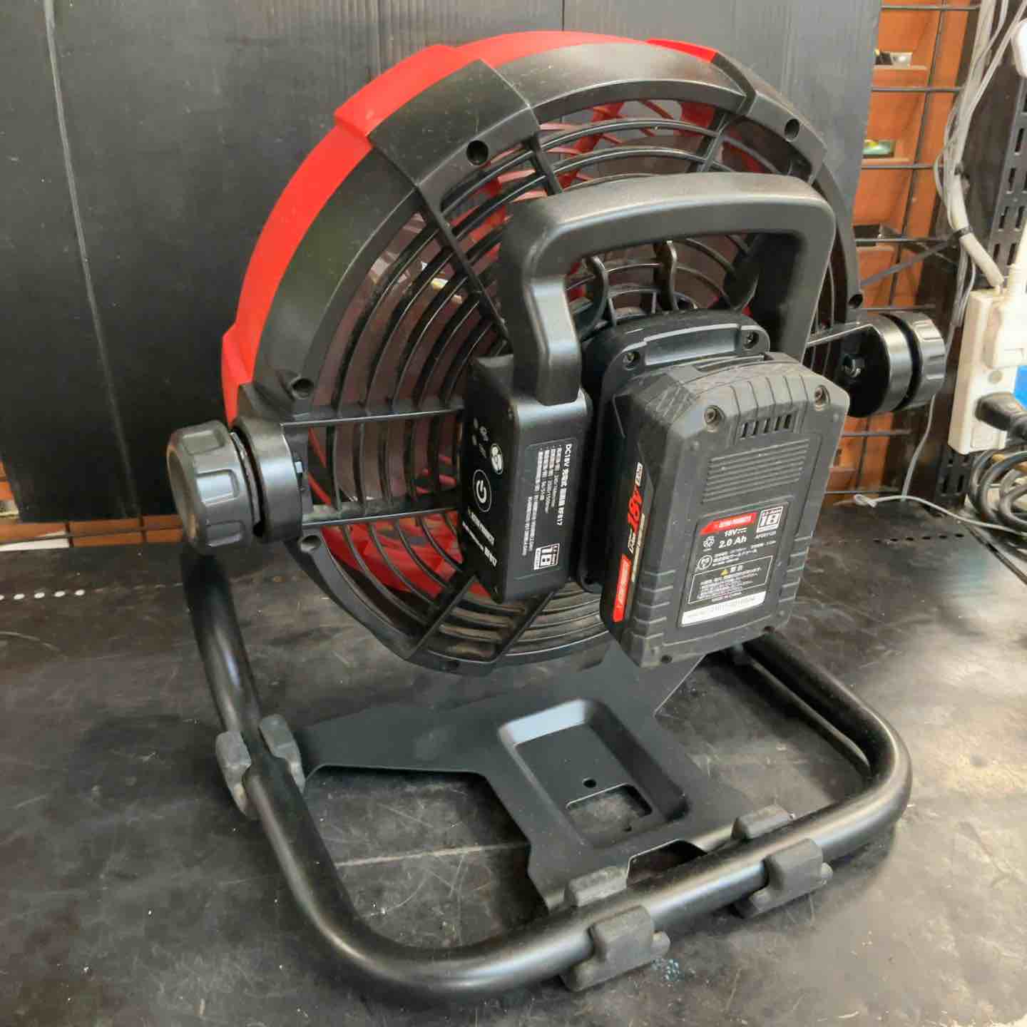 ASTRO PRODUCTS アストロプロダクツ コードレスファン RF817