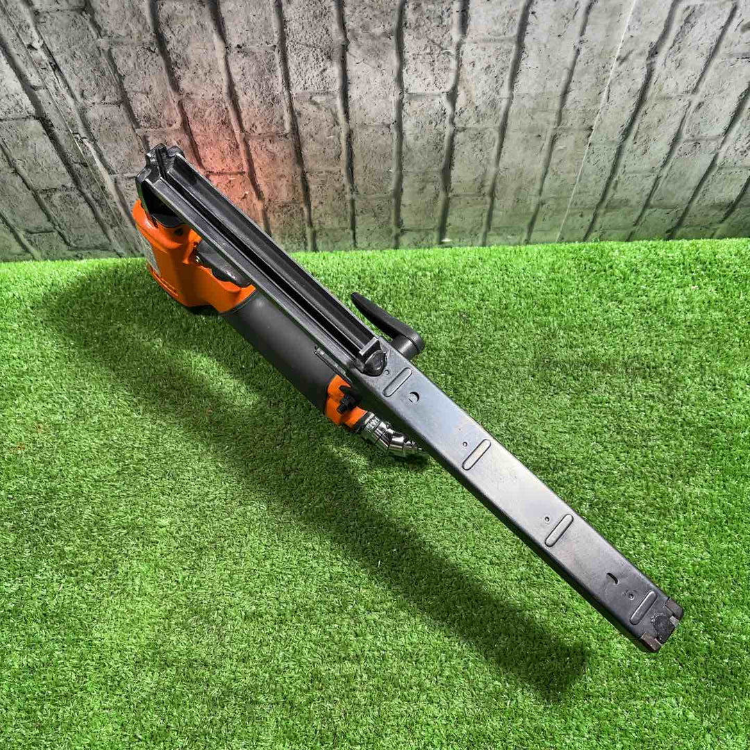 ◇マックス(MAX) 常圧エアタッカ F線ステープル用 (TA-20FP/222Fキュウオン) 本体のみ【川口店】