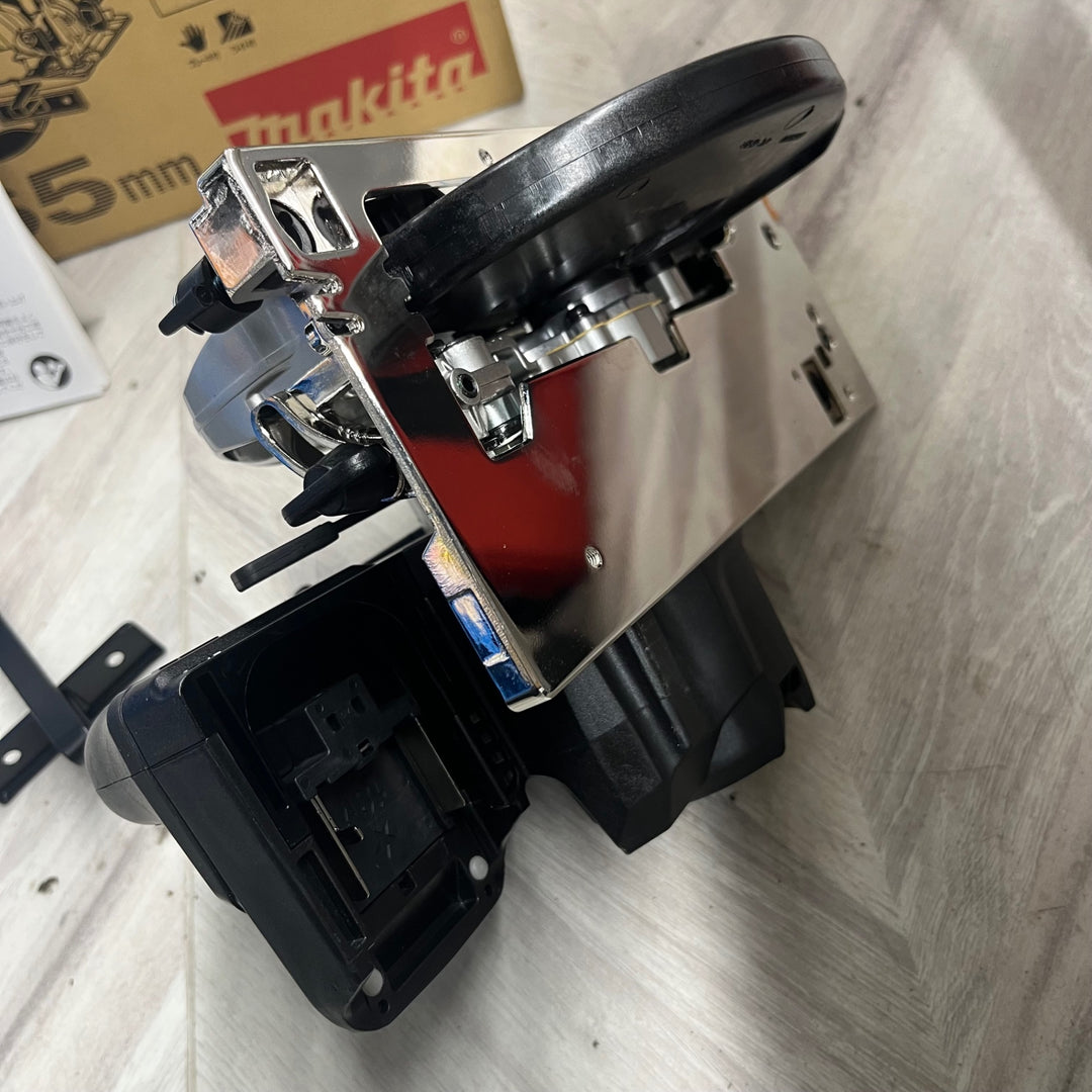 ★マキタ(makita) コードレス丸のこ HS631DZSB【越谷店】